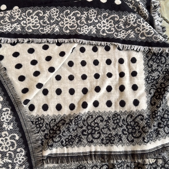 Twinset wool polka dot printed scarf - Picture 3 of 3